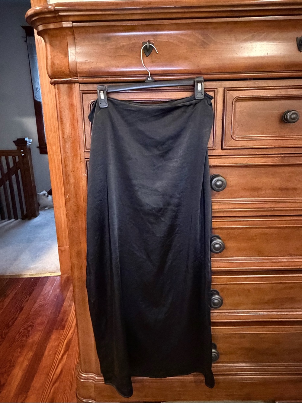 NWT Nasty Gal Black Textured Satin Maxi Skirt Size 10